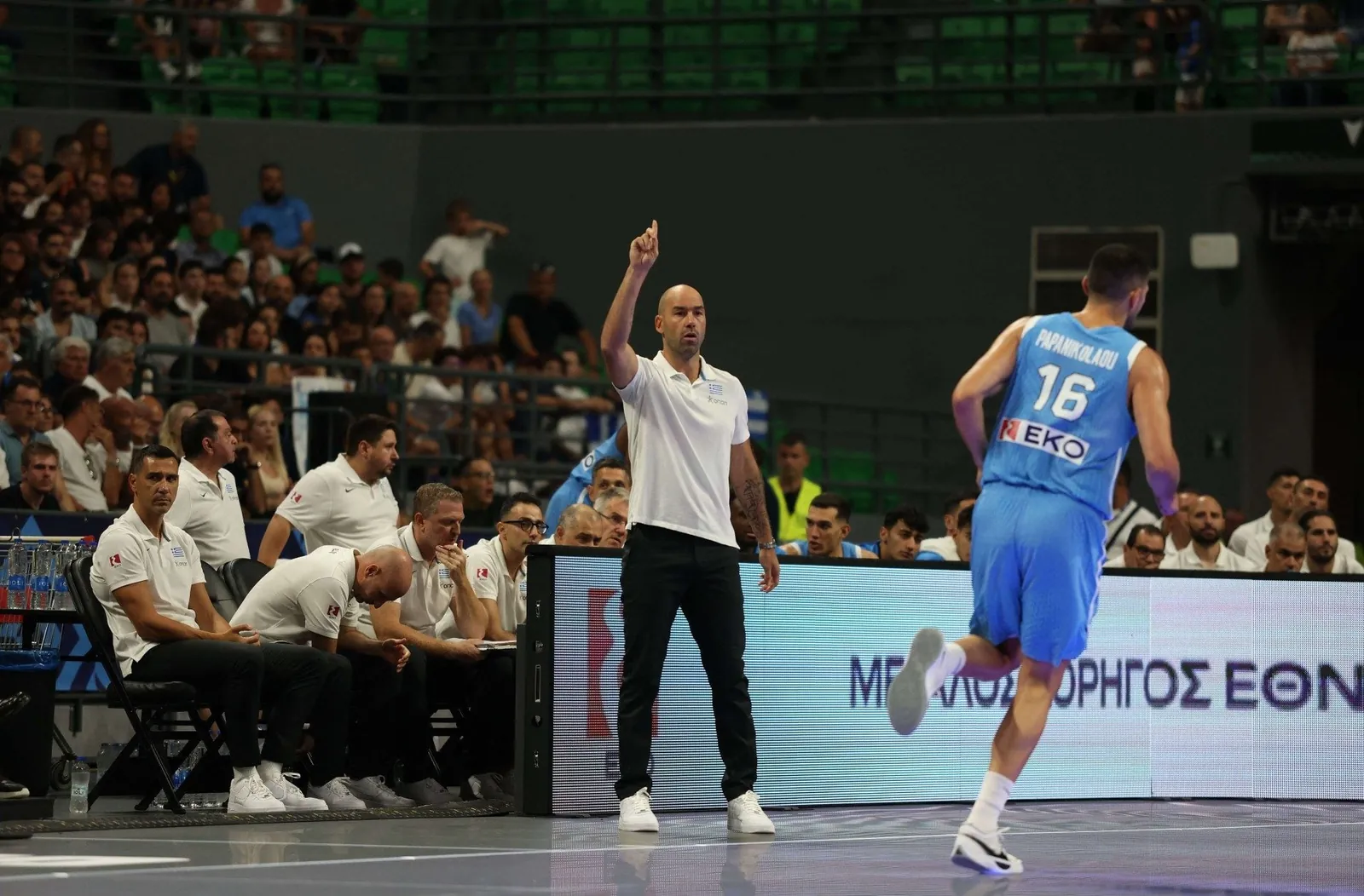 INTIME SPORTS / ΟΙΚΟΝΟΜΟΥ ΝΙΚΟΣ